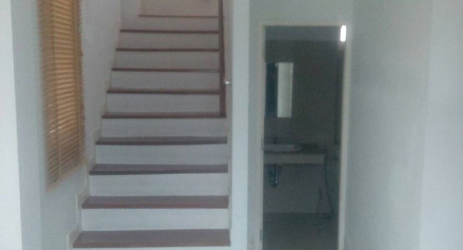 Haus zum Kauf mit 3 Zimmer in Si Racha, Chonburi