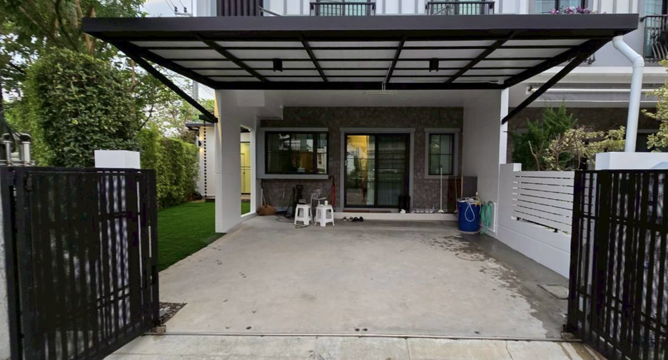 For rent 4 bedrooms house in Bang Phli, Samut Prakan