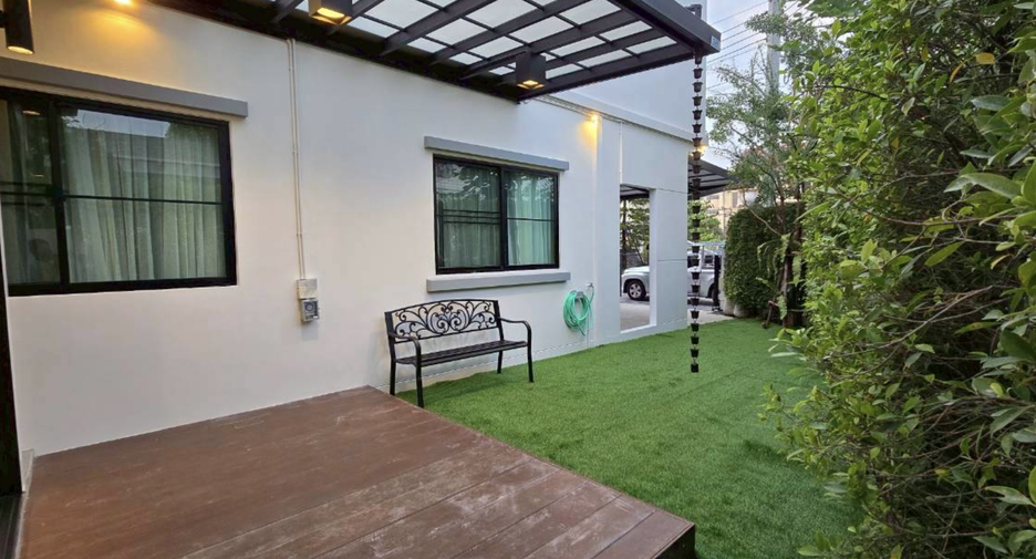 For rent 4 bedrooms house in Bang Phli, Samut Prakan