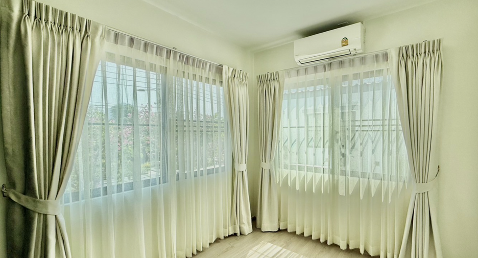 For rent 4 bedrooms house in Bang Phli, Samut Prakan