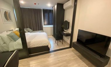 Condo en alquiler de 1 habitaciones en Huai Khwang, Bangkok