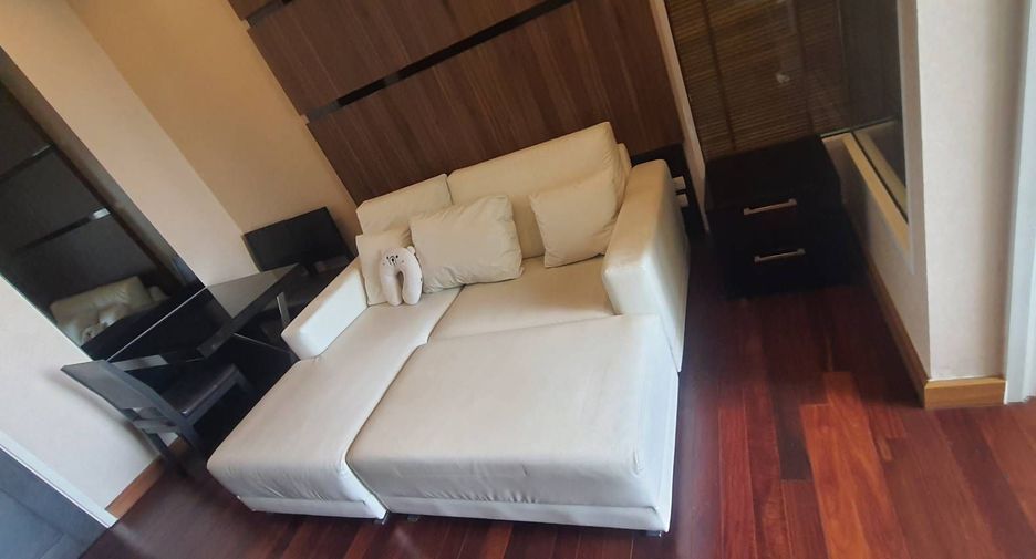 For rent 1 bed condo in Sathon, Bangkok
