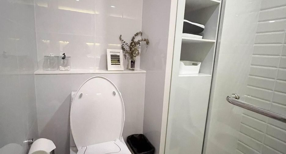 For rent 1 bed condo in Phra Khanong, Bangkok