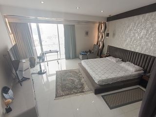 À vendre 3 chambres condo à Sathon, Bangkok