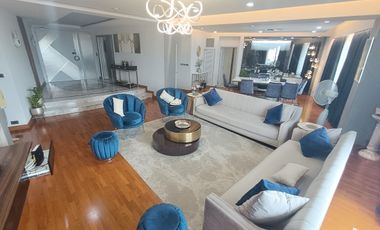 Condo en venta de 3 habitaciones en Sathon, Bangkok
