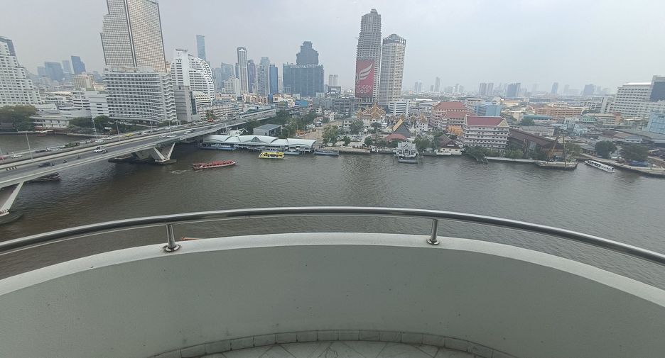 For sale 3 bedrooms condo in Sathon, Bangkok