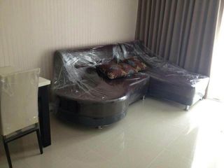 Condo en alquiler de 1 habitaciones en Huai Khwang, Bangkok