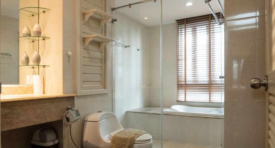 Apartment zur Miete mit 3 Zimmer in Sathon, Bangkok