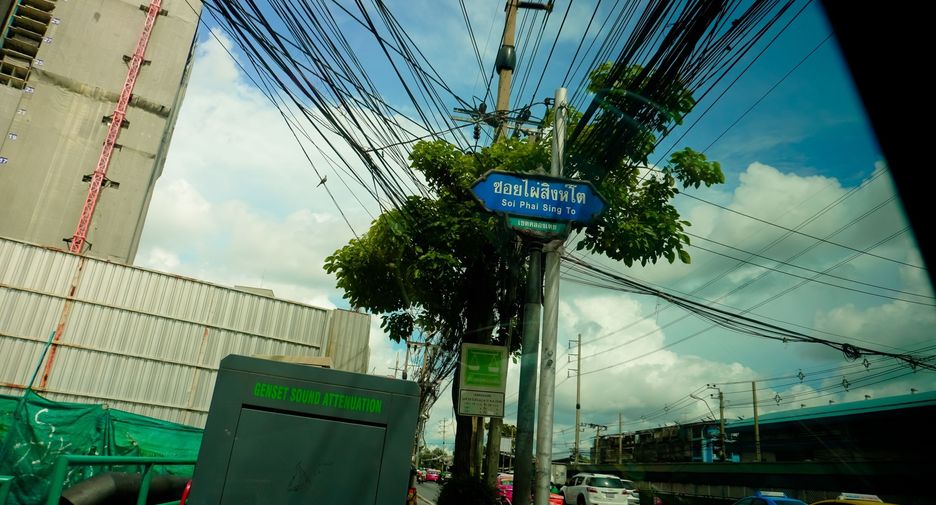For sale and for rent 5 bedrooms retail Space in Khlong Toei, Bangkok