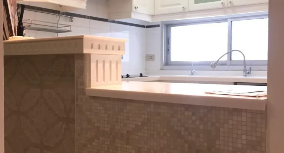 For sale and for rent 3 bedrooms condo in Phra Khanong, Bangkok