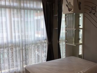 Продажа и аренда 3 спальни кондо в Пхра Кханонг, Бангкок