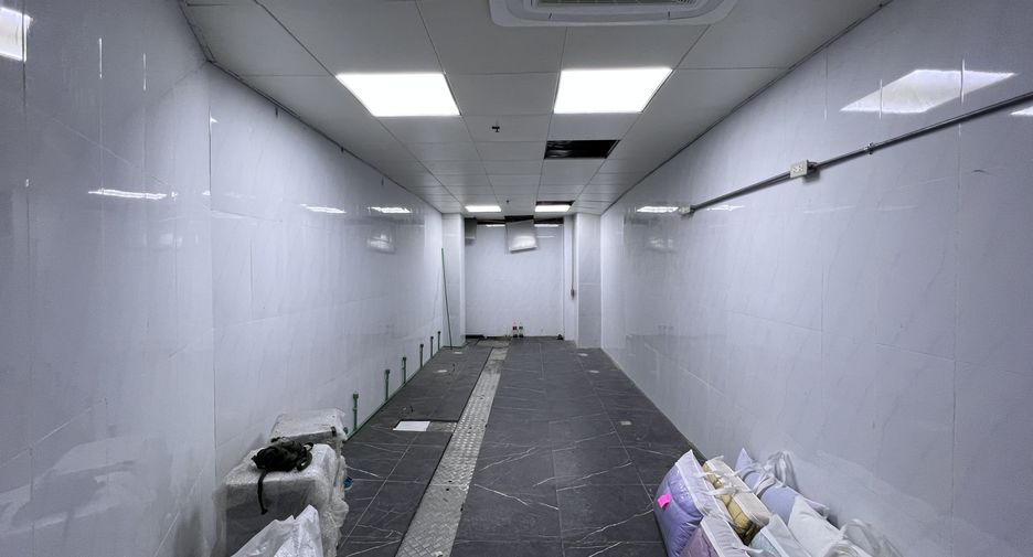 For rent retail Space in Samphanthawong, Bangkok