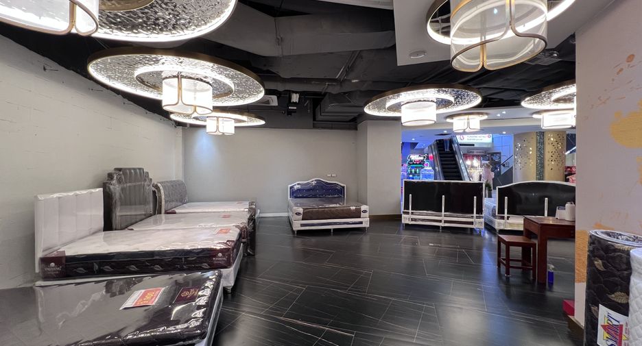 For rent retail Space in Samphanthawong, Bangkok