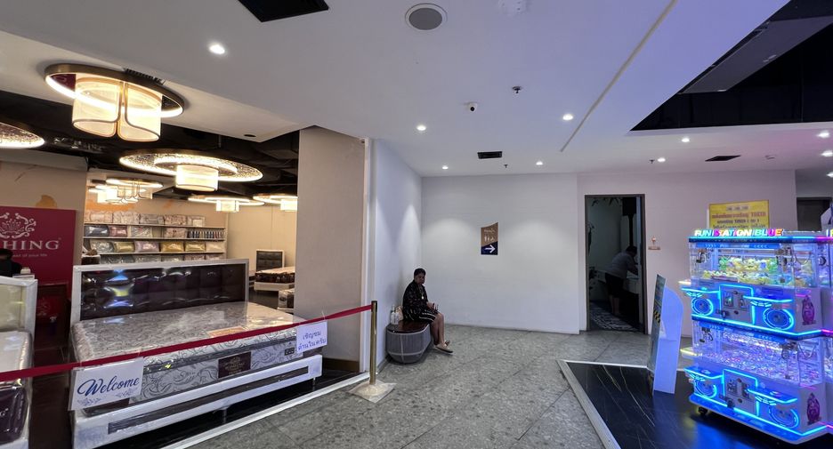 For rent retail Space in Samphanthawong, Bangkok