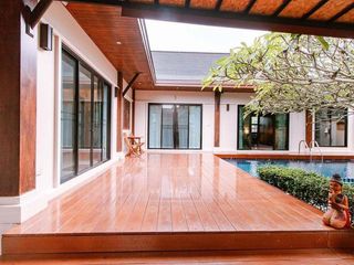 Villa en venta y en alquiler de 2 habitaciones en Thalang, Phuket
