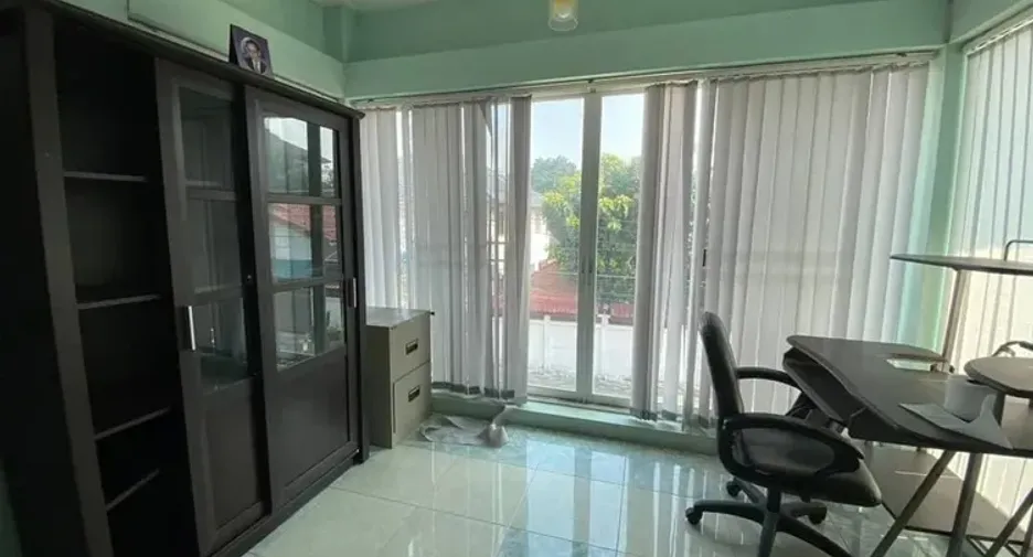 ขาย และ ให้เช่า 4 ห้องนอน บ้านเดี่ยว ใน สวนหลวง, กรุงเทพฯ