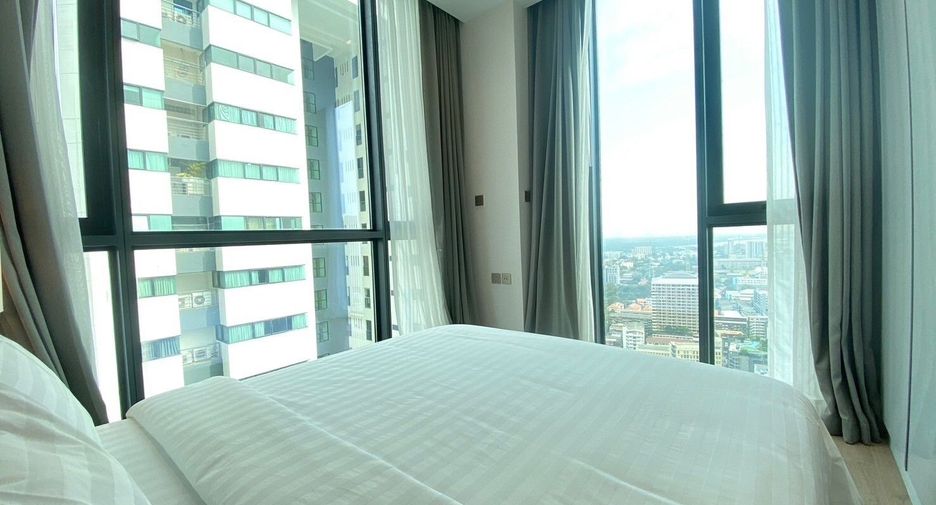 Condo en alquiler de 3 habitaciones en Sathon, Bangkok