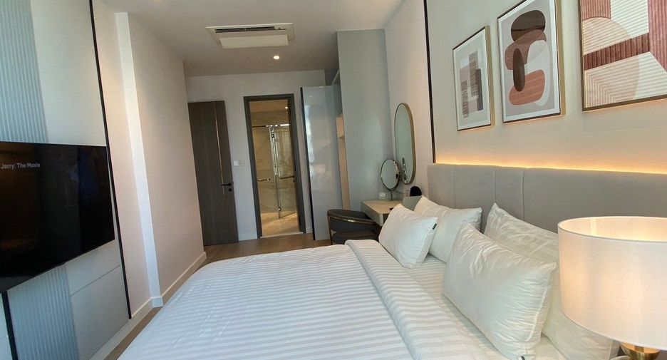 Condo en alquiler de 3 habitaciones en Sathon, Bangkok