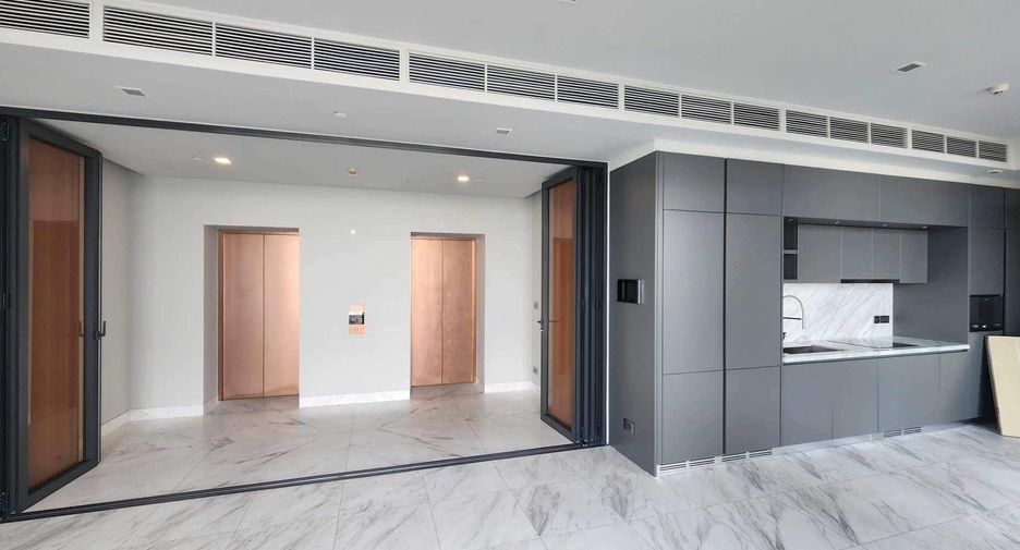 À vendre et à louer 2 chambres condo à Watthana, Bangkok