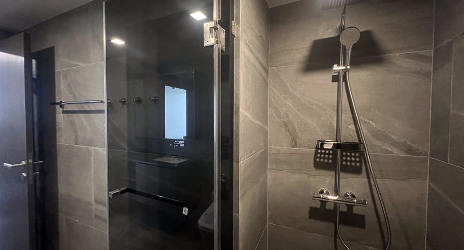 For rent 1 bed condo in Ratchathewi, Bangkok