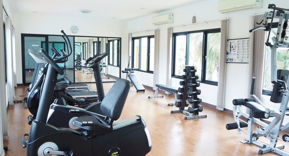 For sale and for rent 4 bedrooms house in Si Racha, Chonburi