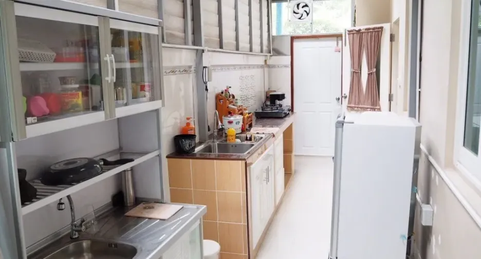 For sale and for rent 4 bedrooms house in Si Racha, Chonburi