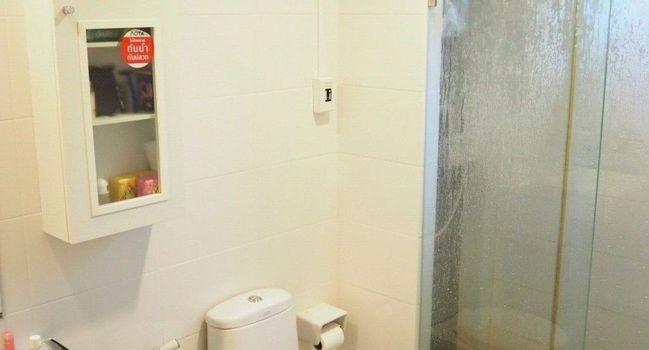 For sale and for rent 4 bedrooms house in Si Racha, Chonburi