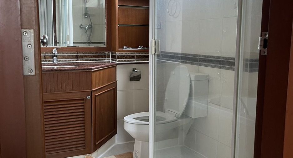 Condo en alquiler de 2 habitaciones en Pathum Wan, Bangkok