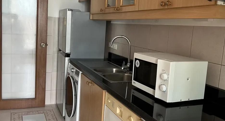 Condo en alquiler de 2 habitaciones en Pathum Wan, Bangkok