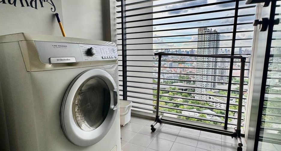 For sale and for rent studio condo in Watthana, Bangkok