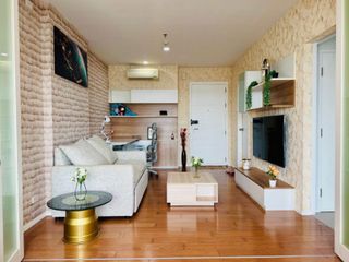 Condo en venta y en alquiler de estudio en Watthana, Bangkok