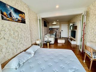 Condo en venta y en alquiler de estudio en Watthana, Bangkok