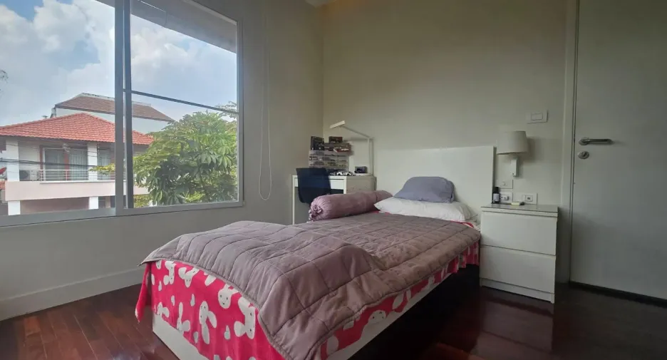 For sale and for rent 3 bedrooms house in Wang Thonglang, Bangkok