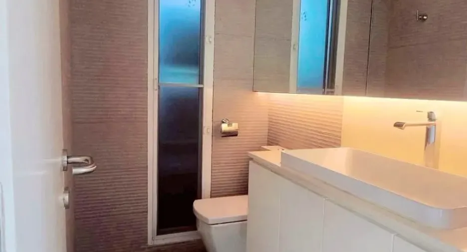 For sale and for rent 3 bedrooms house in Wang Thonglang, Bangkok