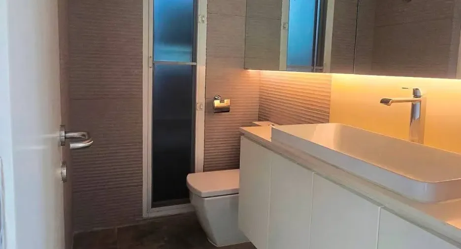 For sale and for rent 3 bedrooms house in Wang Thonglang, Bangkok