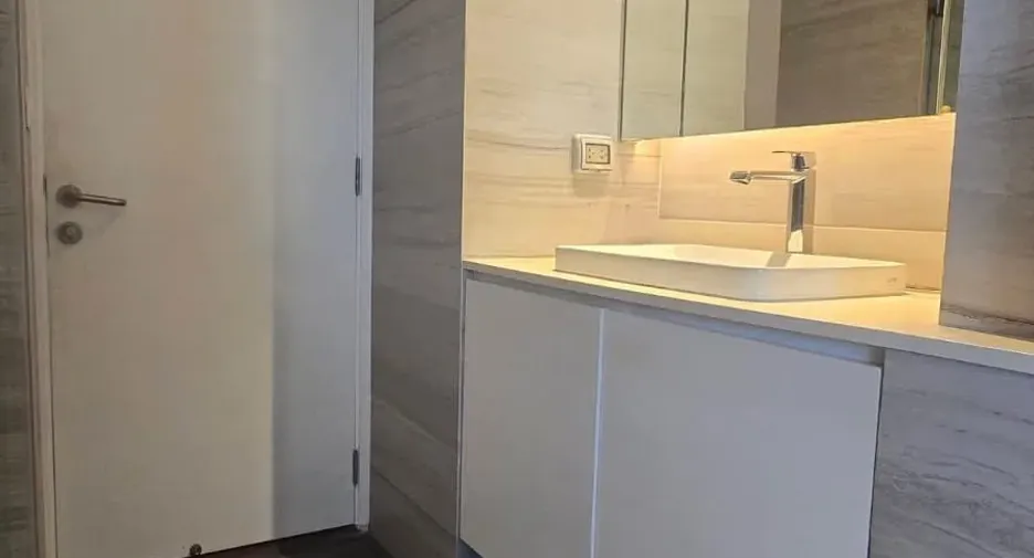 For sale and for rent 3 bedrooms house in Wang Thonglang, Bangkok
