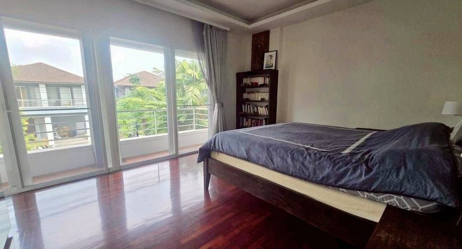 For sale and for rent 3 bedrooms house in Wang Thonglang, Bangkok