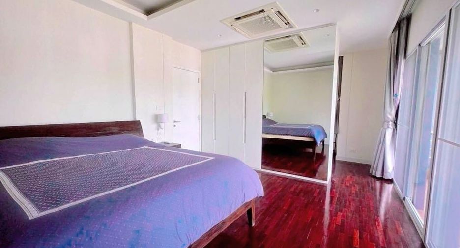 For sale and for rent 3 bedrooms house in Wang Thonglang, Bangkok