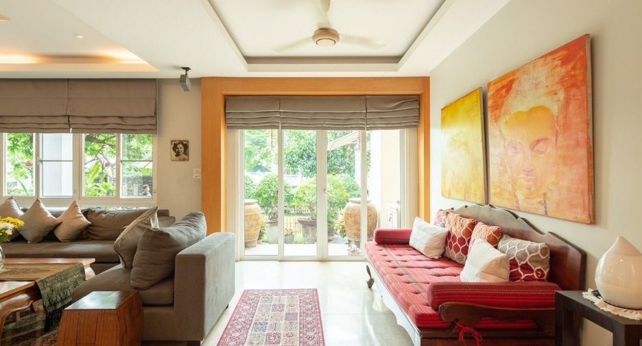 For sale 3 bedrooms house in Khlong Sam Wa, Bangkok