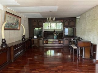 For rent 3 bedrooms retail Space in Watthana, Bangkok