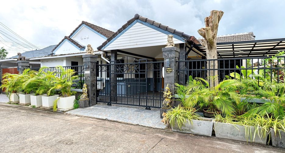 For rent 3 bedrooms house in Mueang Phuket, Phuket