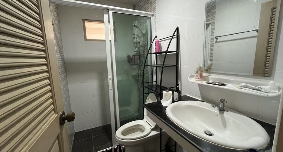 For sale 3 ベッドルーム house in Bang Lamung, Chonburi