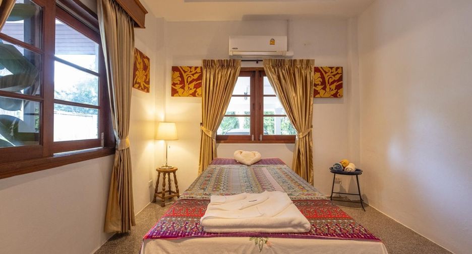 For rent 5 bedrooms villa in Takua Thung, Phang Nga