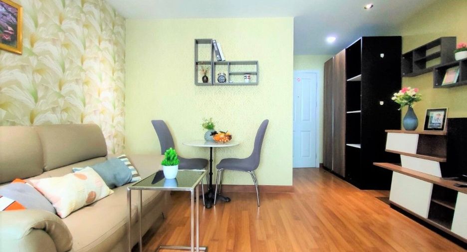 Condo en alquiler de 1 habitaciones en Phra Khanong, Bangkok