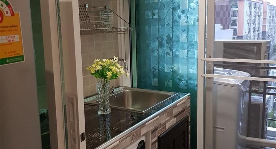Condo en alquiler de 1 habitaciones en Phra Khanong, Bangkok