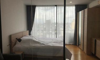 For rent 1 bed condo in Sathon, Bangkok