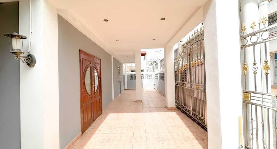 For rent 3 bedrooms house in Bang Lamung, Chonburi