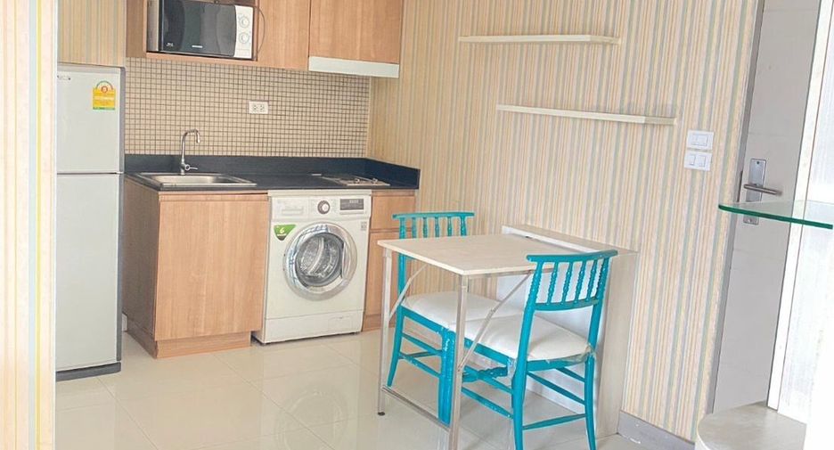 For rent 2 bedrooms condo in Ratchathewi, Bangkok