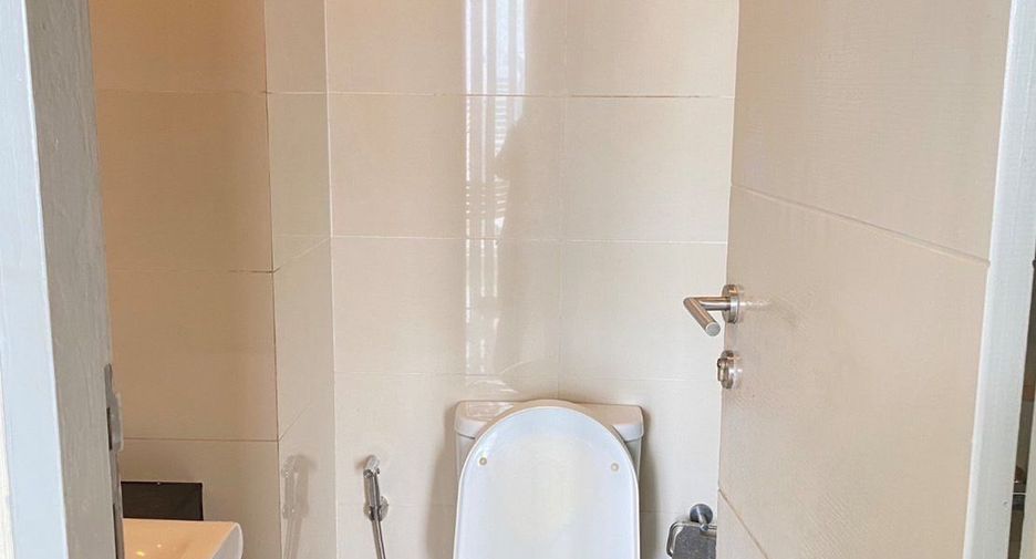 For rent 2 bedrooms condo in Ratchathewi, Bangkok