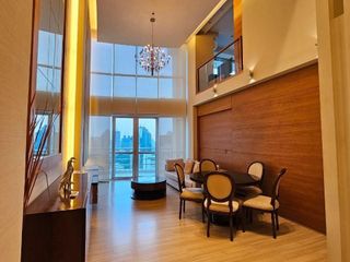 For rent 2 bedrooms condo in Pathum Wan, Bangkok